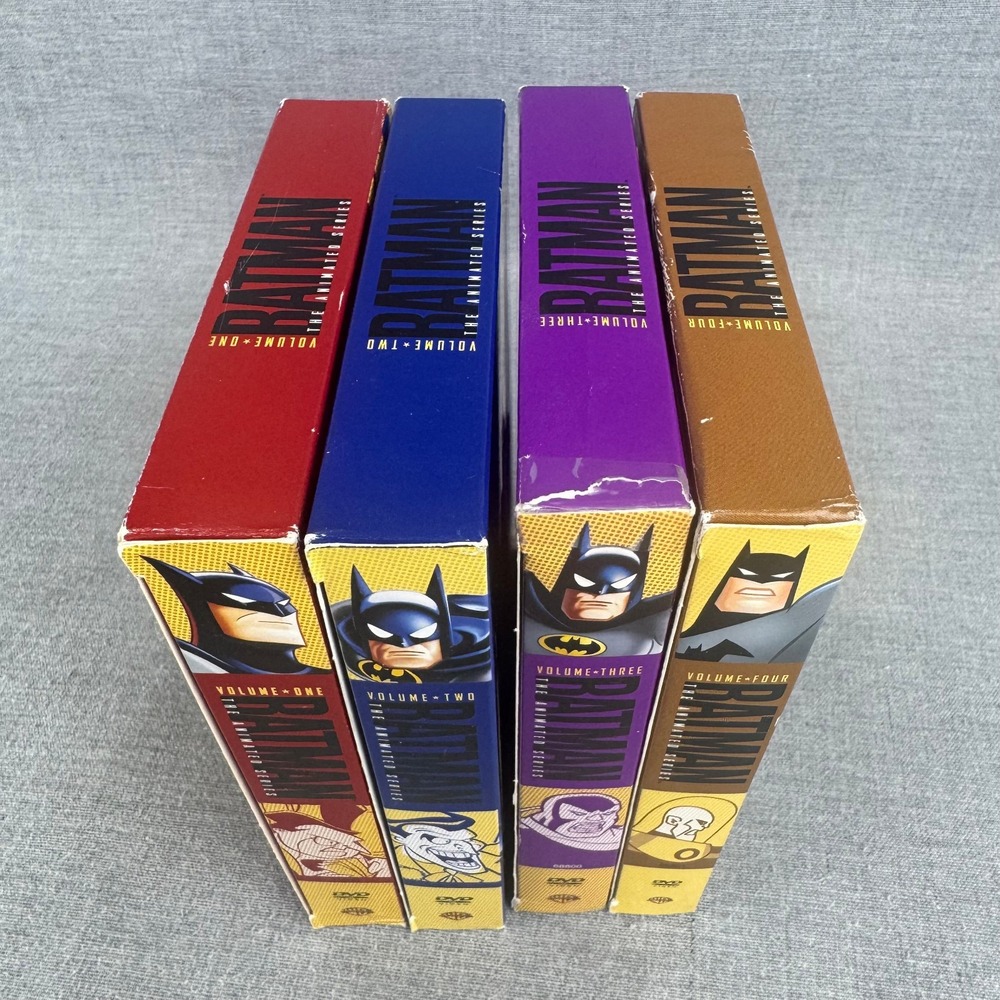 Batman The Animated Series Volumes 1 2 3 4 DVD 16 Disc Complete Set Tested - Picture 4 of 9